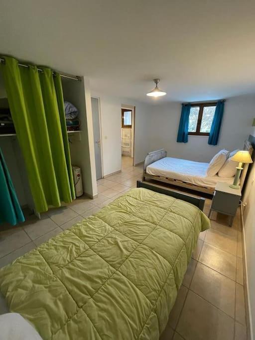 Appartement Paisible Pres Des Pistes De Ski 4 Pers Fontrabiouse Екстериор снимка