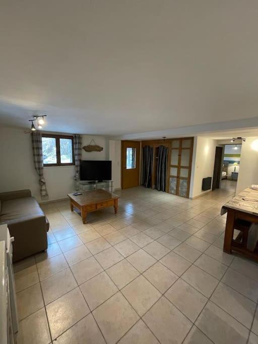 Appartement Paisible Pres Des Pistes De Ski 4 Pers Fontrabiouse Екстериор снимка